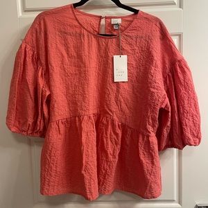 Puff sleeve blouse